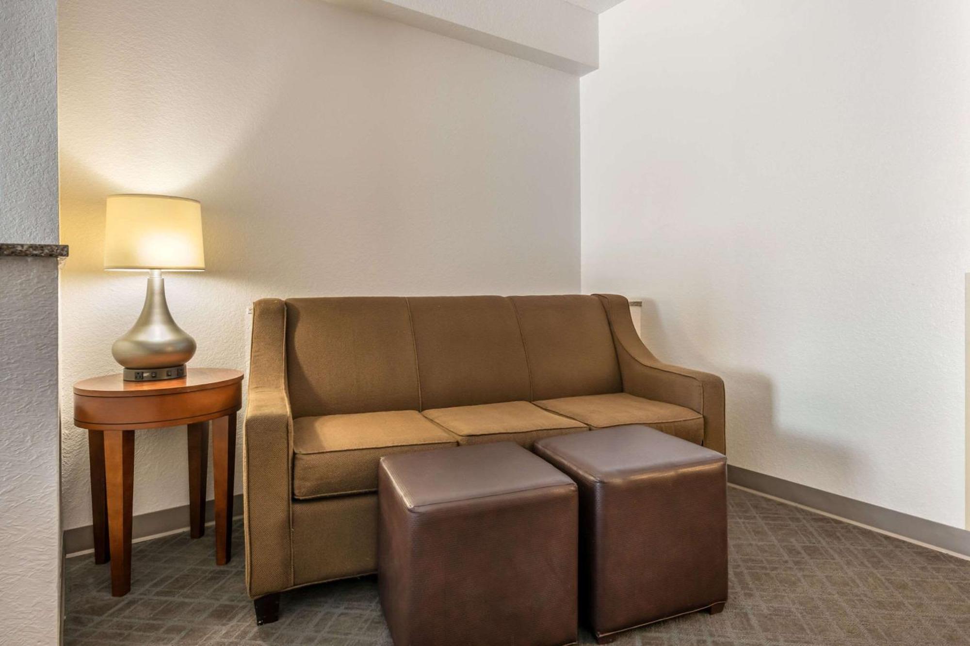 คอมฟอร์ต สวีท Hotel โอกาลา ภายนอก รูปภาพ