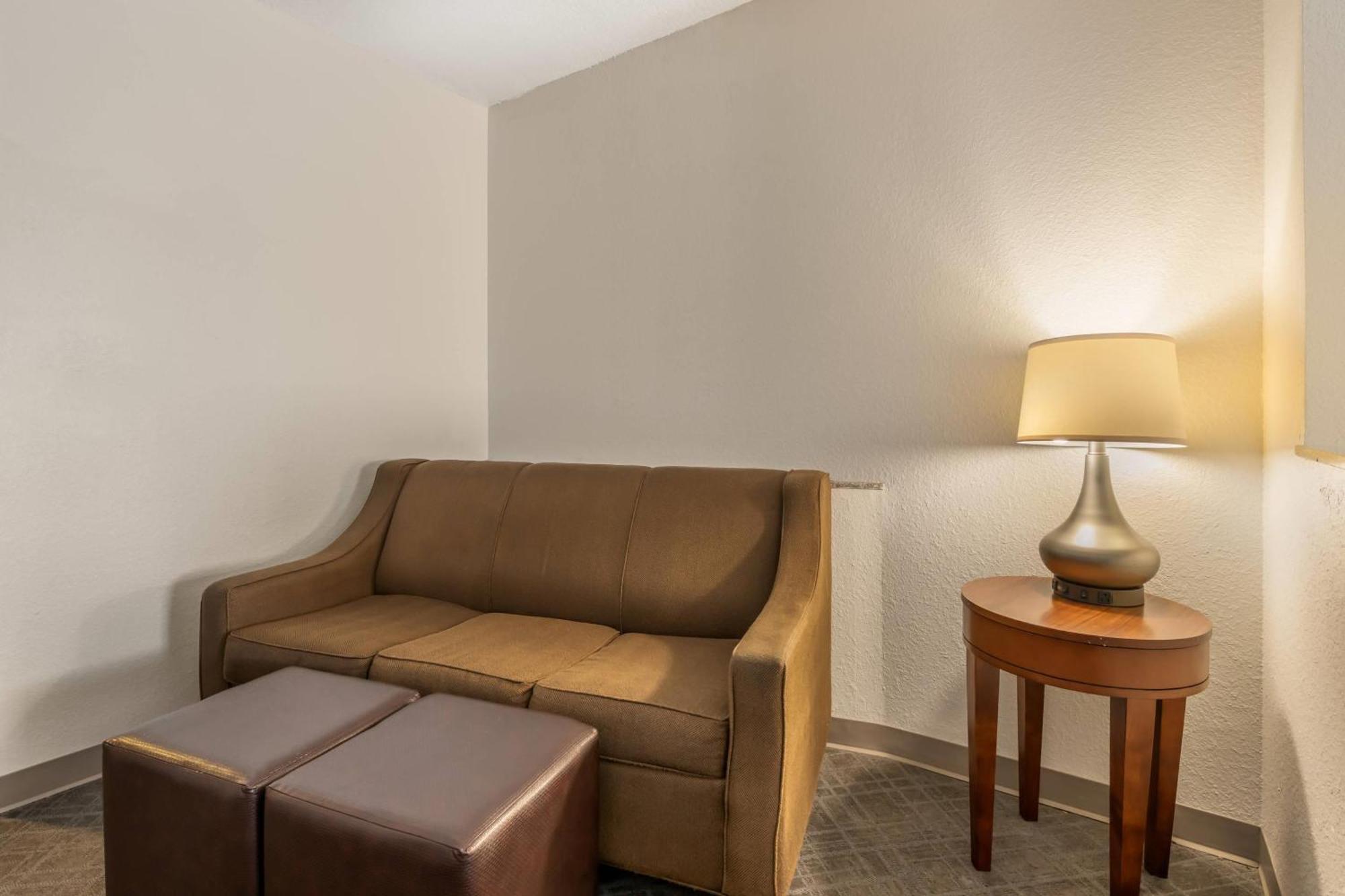 คอมฟอร์ต สวีท Hotel โอกาลา ภายนอก รูปภาพ
